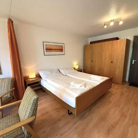 アパート Royal 33